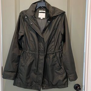 Olive green hooded anorak. Size Small. Smart. A New Day.